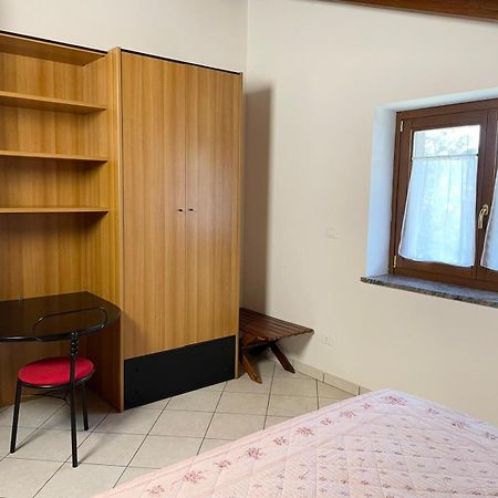 L'Angolo Di Leo Borgofranco d'Ivrea Exteriör bild