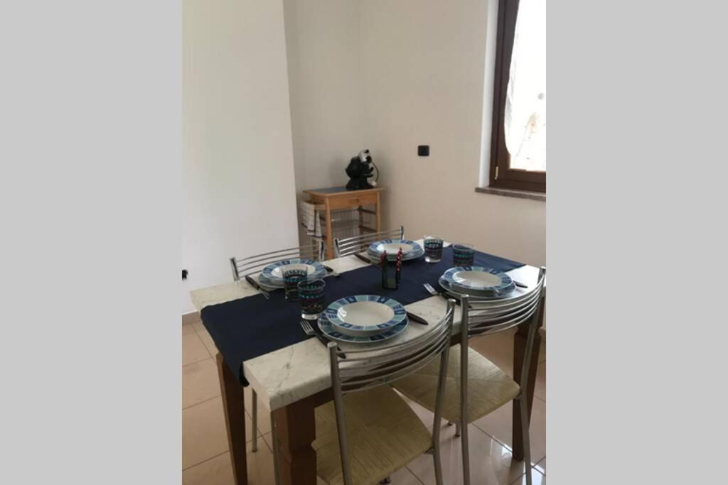 L'Angolo Di Leo Borgofranco d'Ivrea Exteriör bild