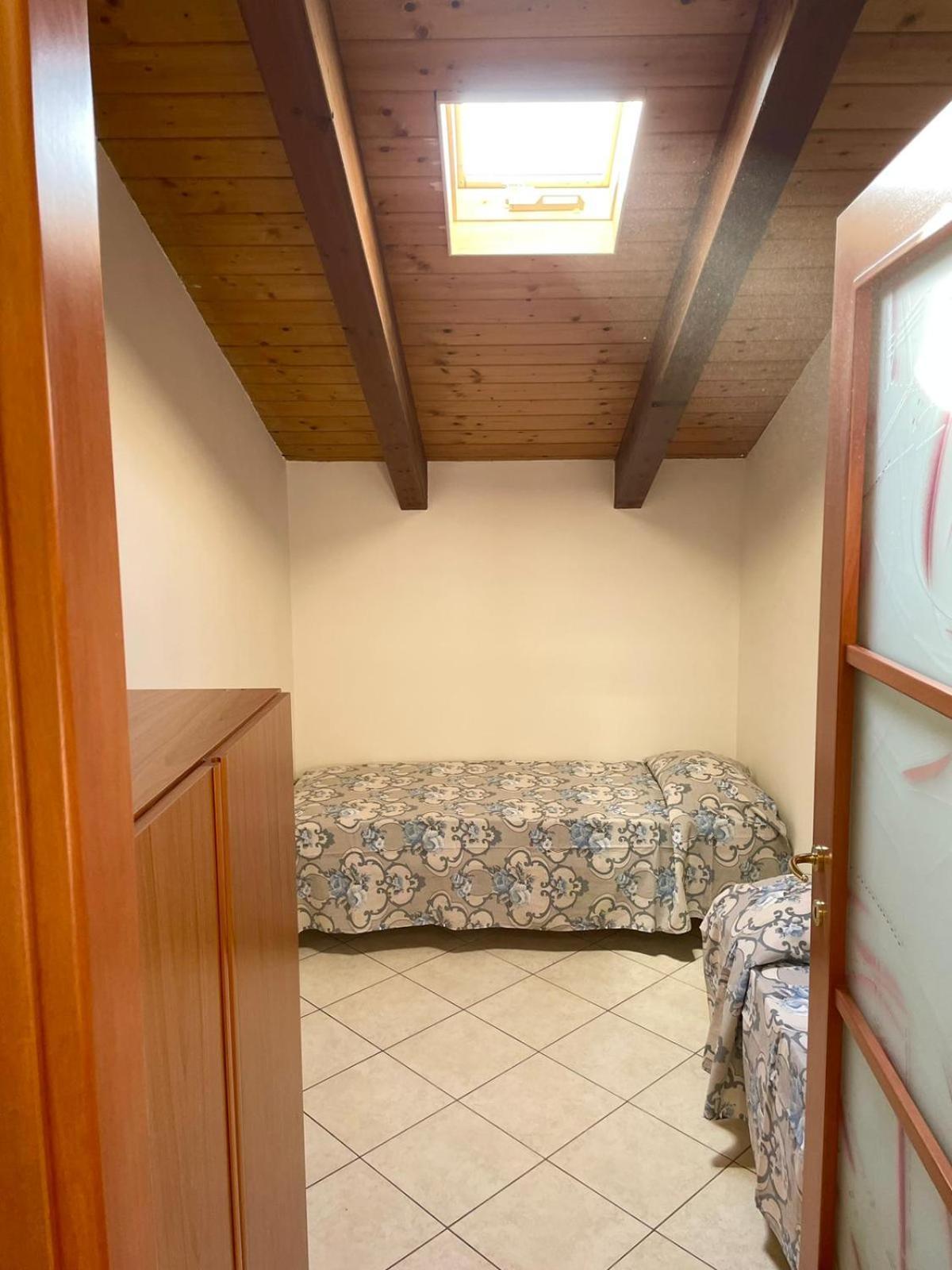 L'Angolo Di Leo Borgofranco d'Ivrea Exteriör bild